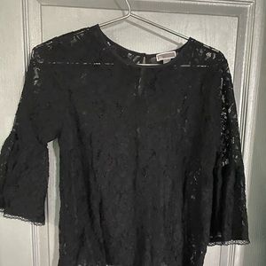 Black lace quarter length sleeve top